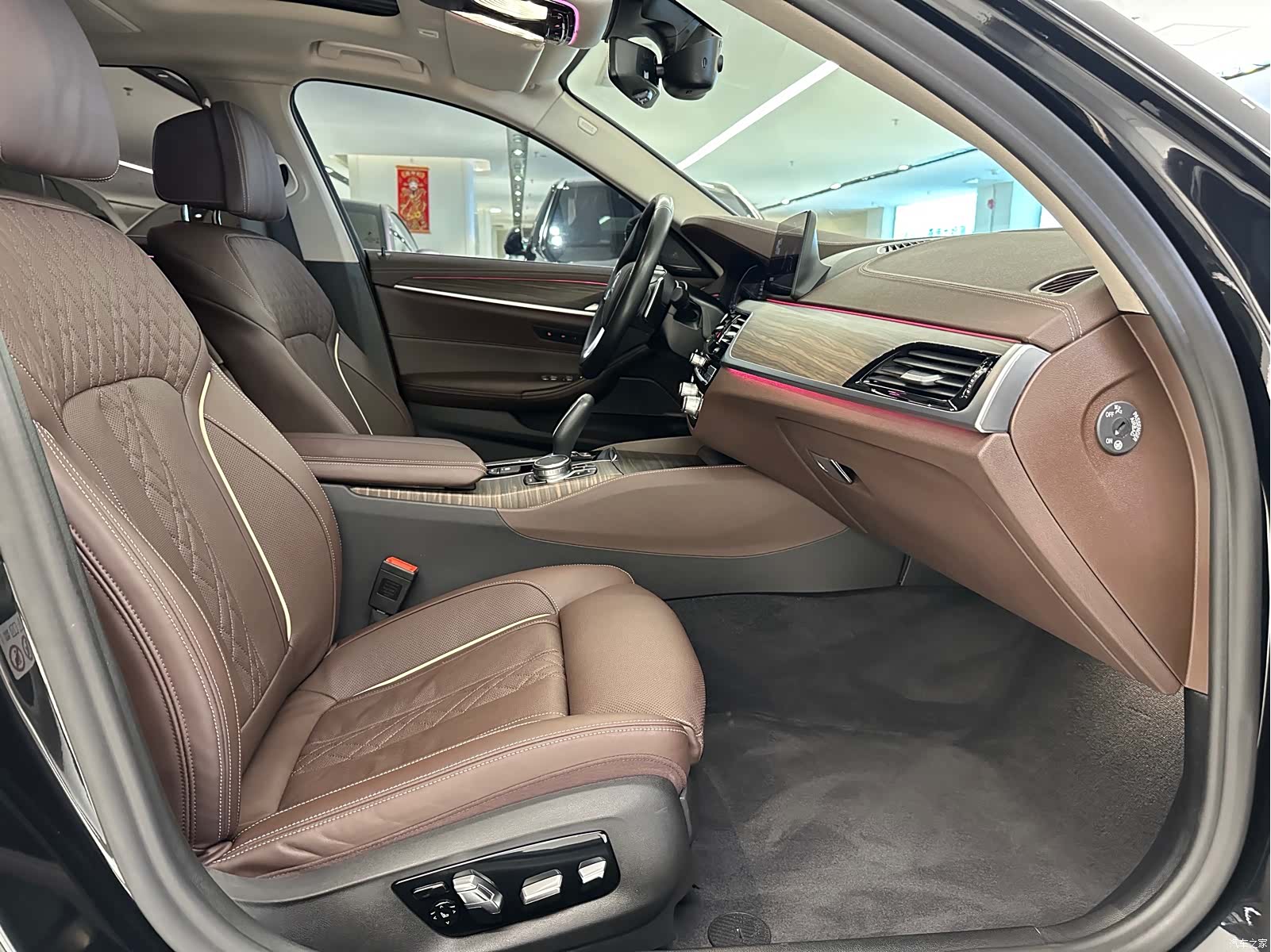 BMW 5 Series, 2020 12