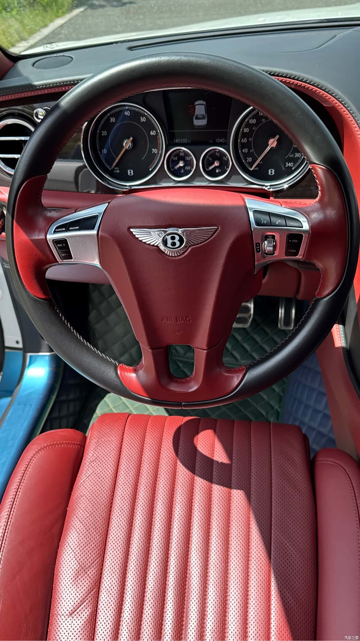 Bentley Flying Spur, 2018 18