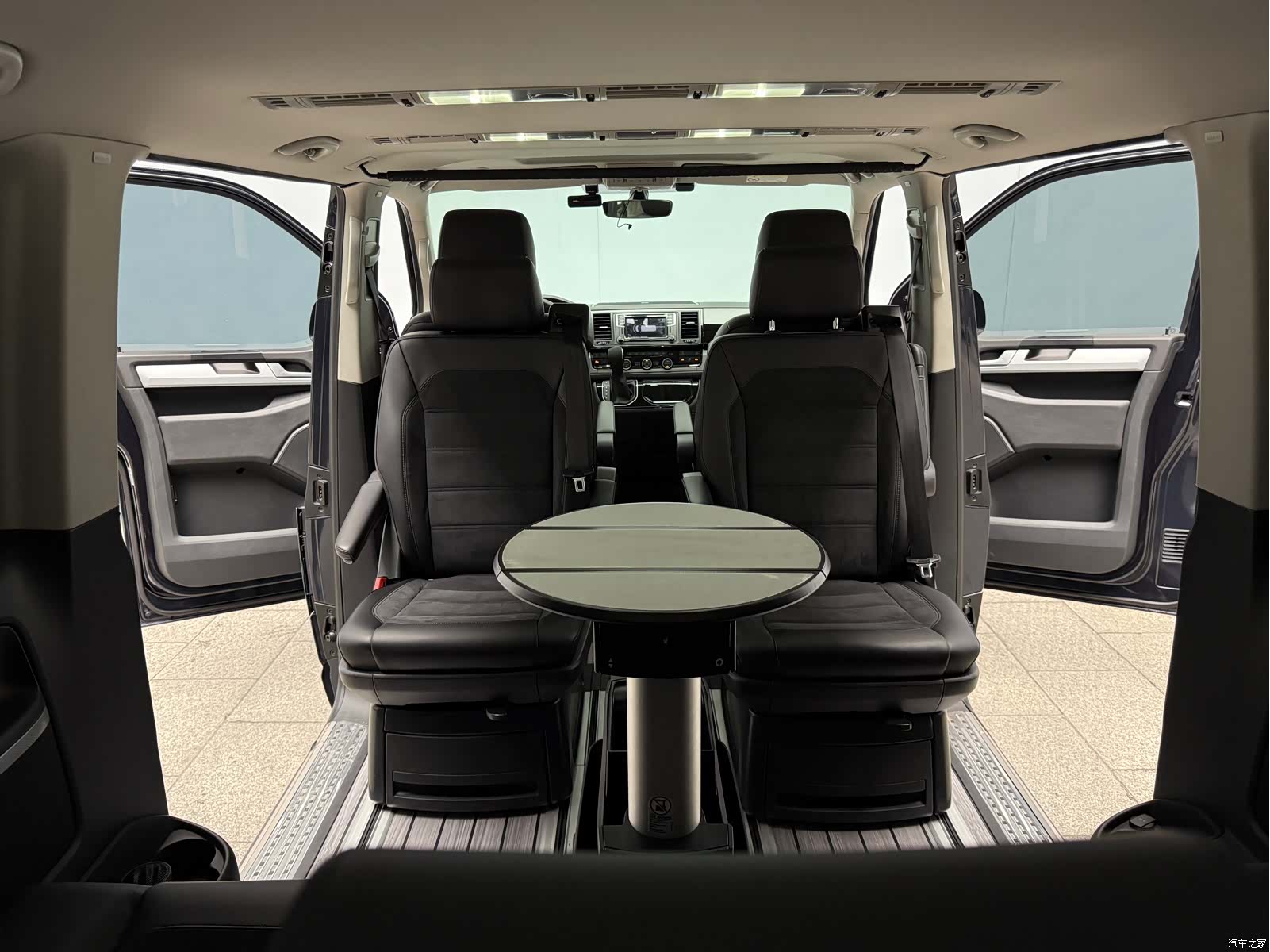 Volkswagen 7, 2017 16