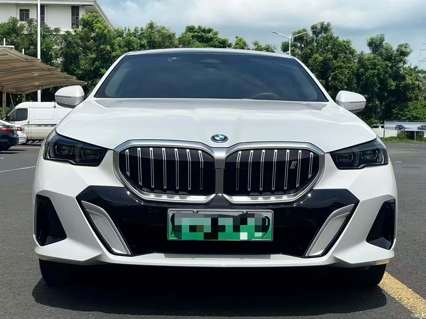BMW i5, 2024 2
