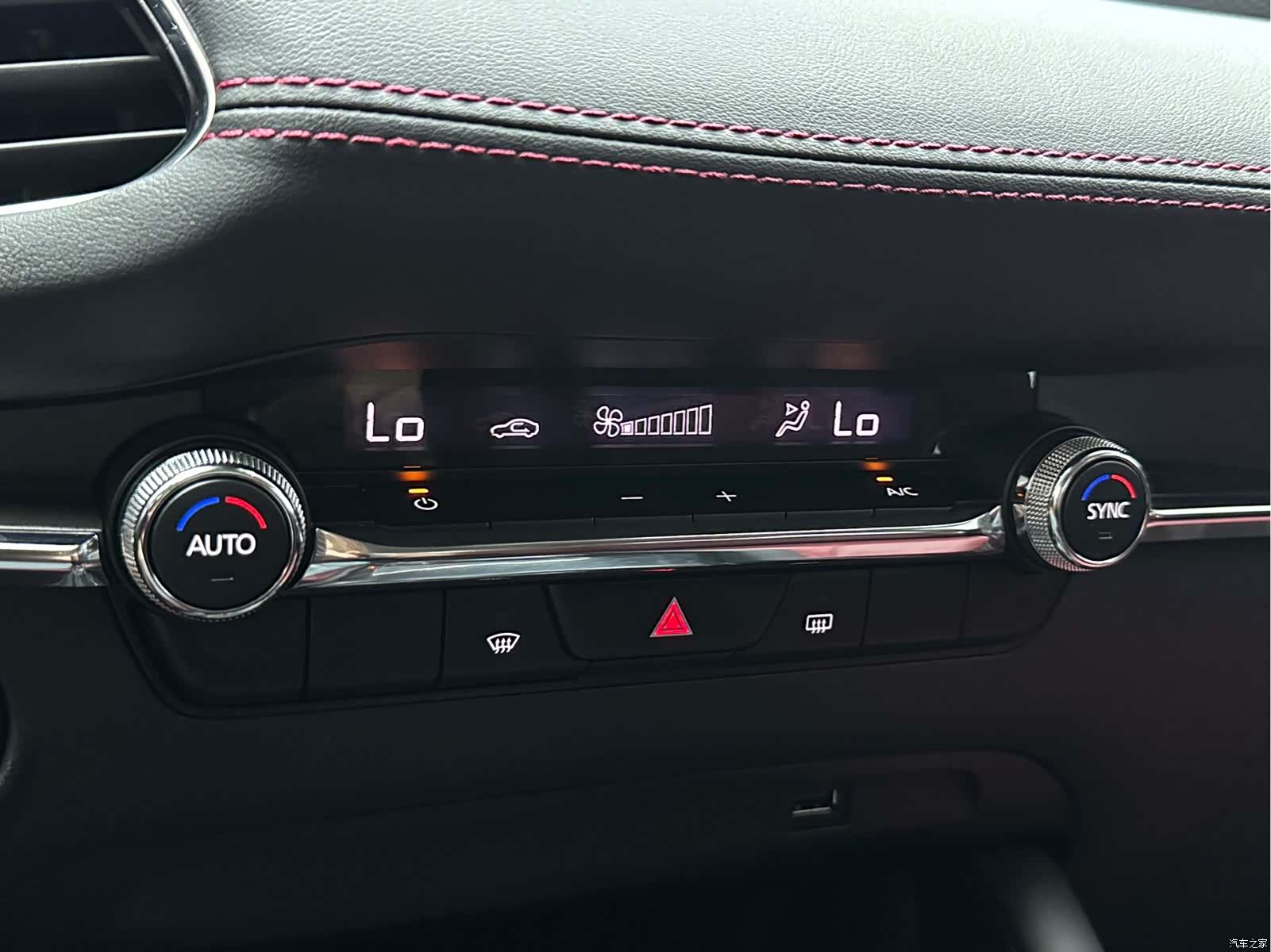 Mazda Mazda3, 2022 15