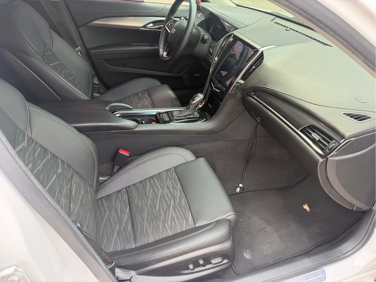 Cadillac ATS-L, 2017 4