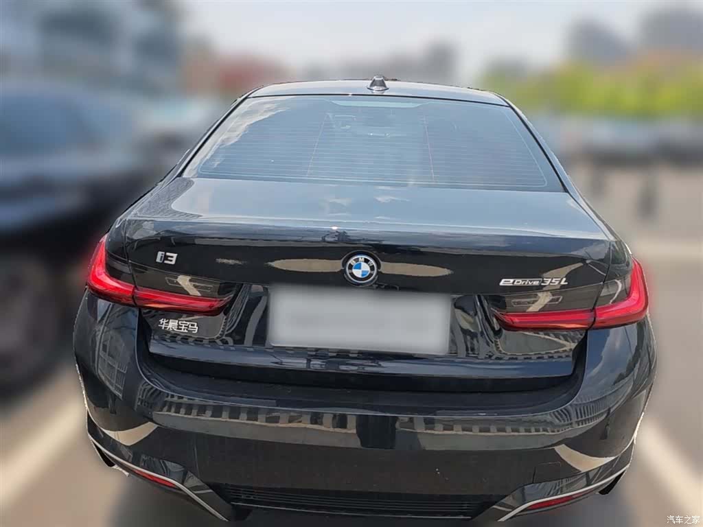 BMW i3, 2025 10