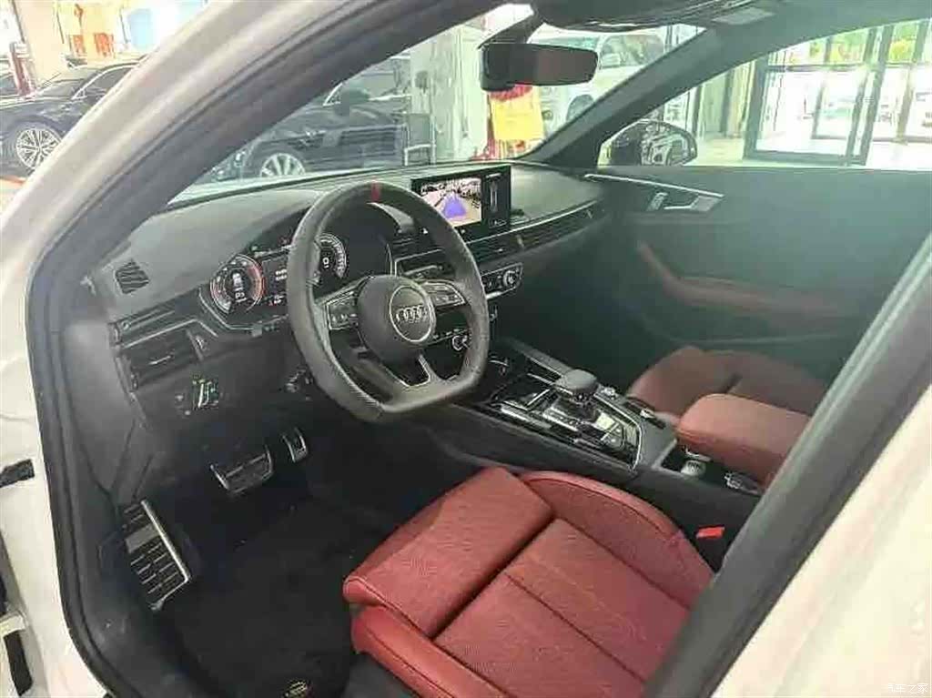 Audi A4L, 2025 6
