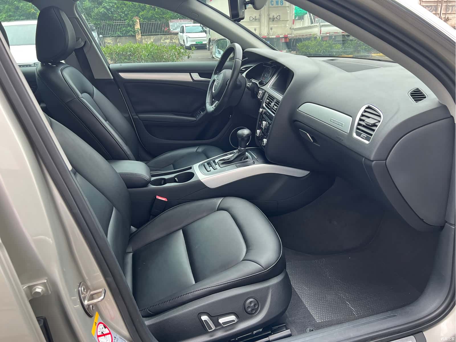 Audi A4L, 2015 10