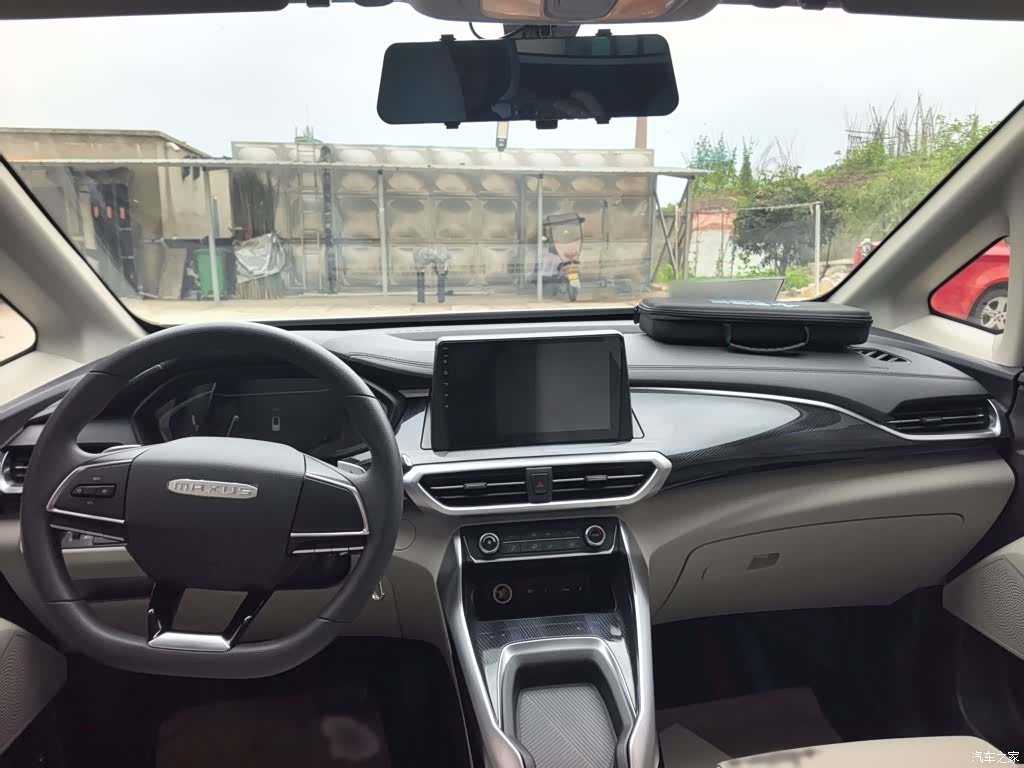 Maxus G50, 2025 12
