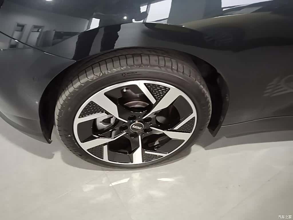Mini Cooper, 2025 23
