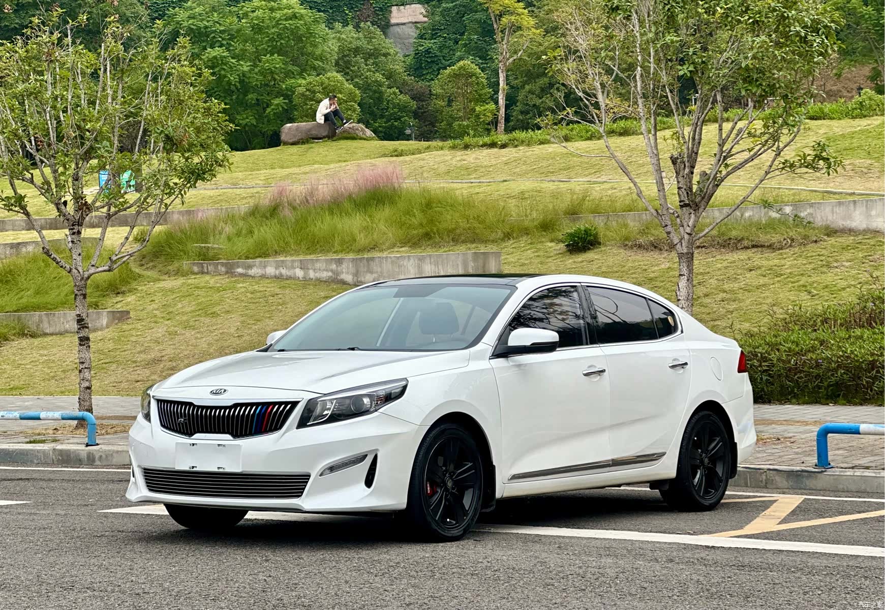 Kia GLS, 2018 1