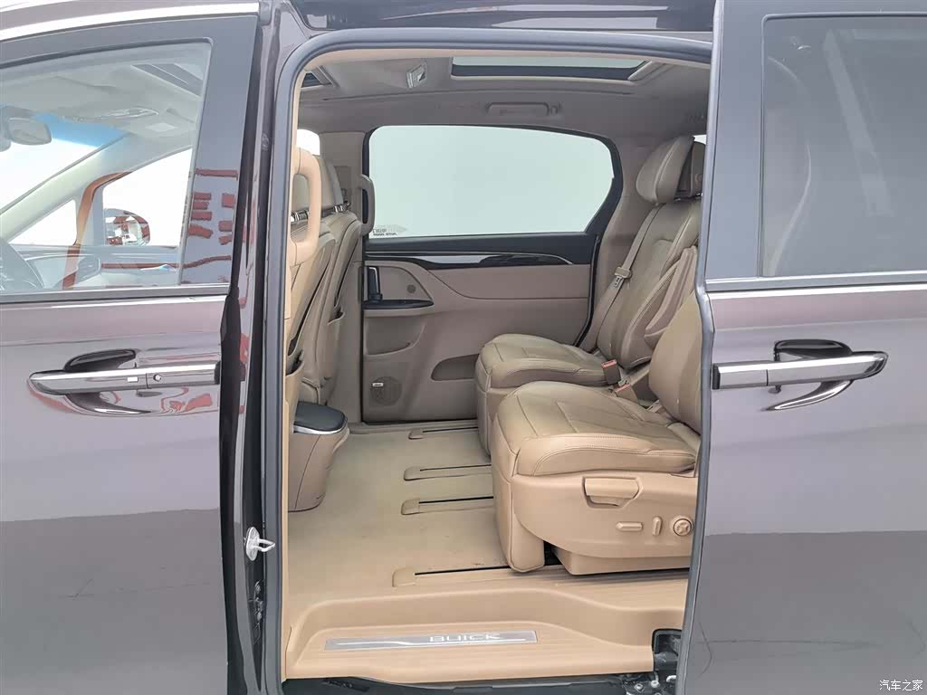 Buick GL8, 2018 15