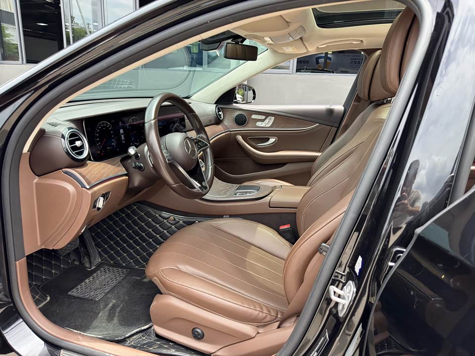 Mercedes-Benz E-class Mercedes-Benz E-class