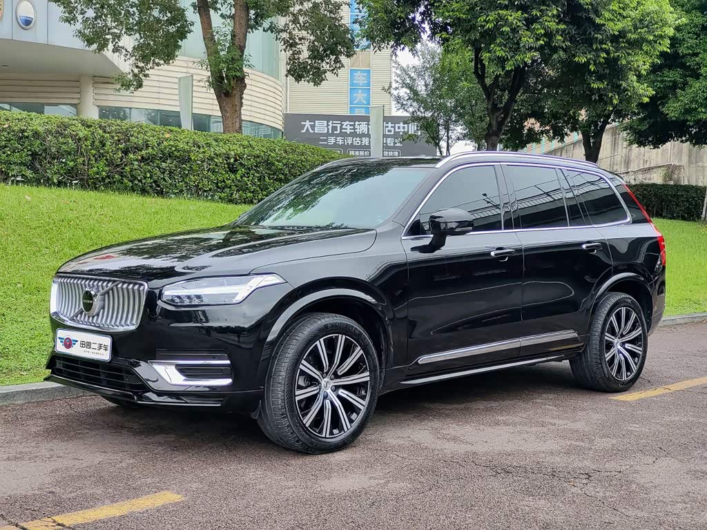 Volvo XC90 2021 B6 Luxury 7 мест