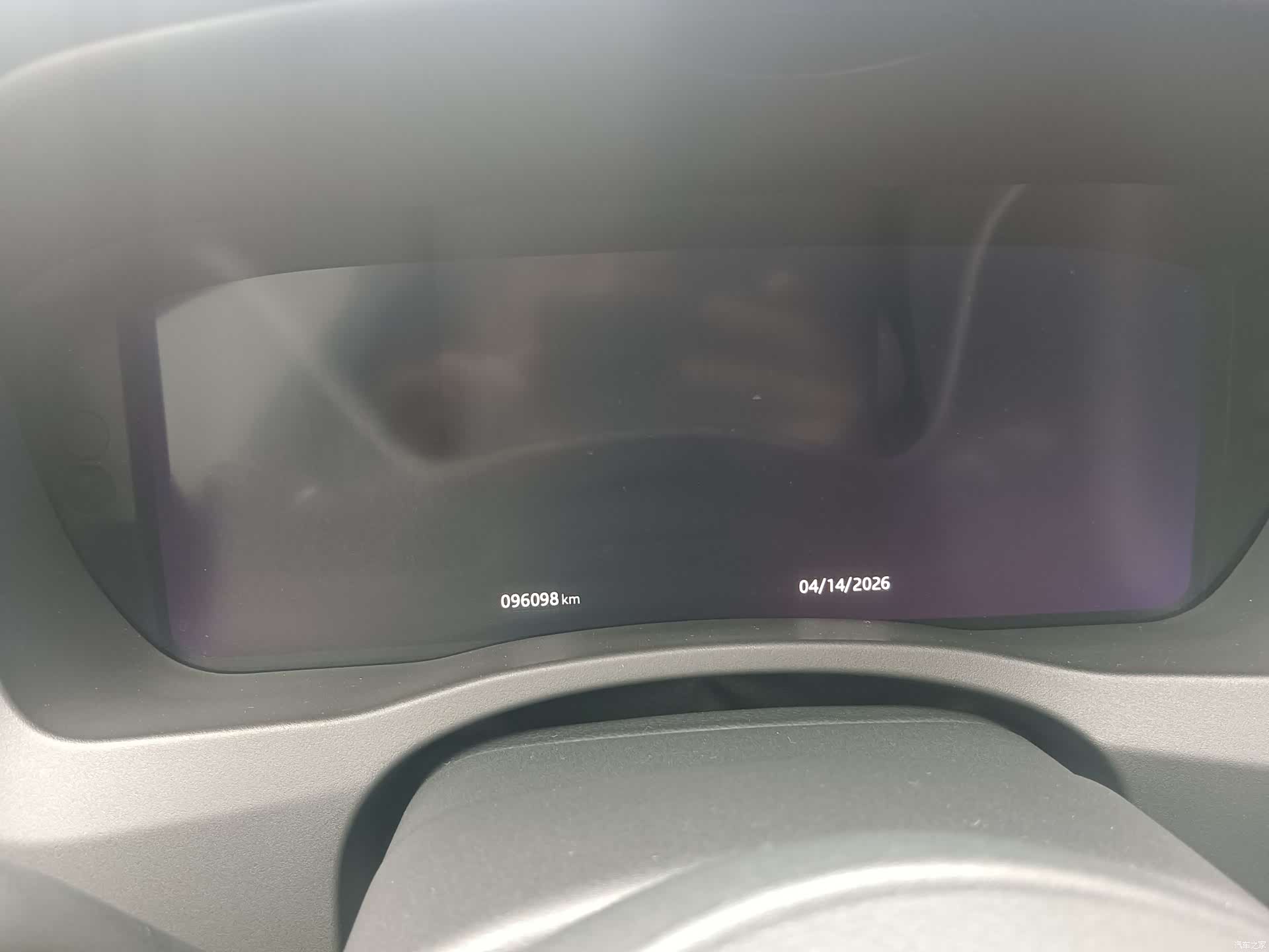 Land Rover XEL, 2020 15