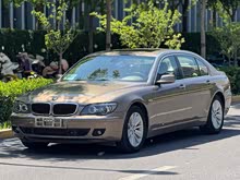 ����7ϵ 2005�� 740Li