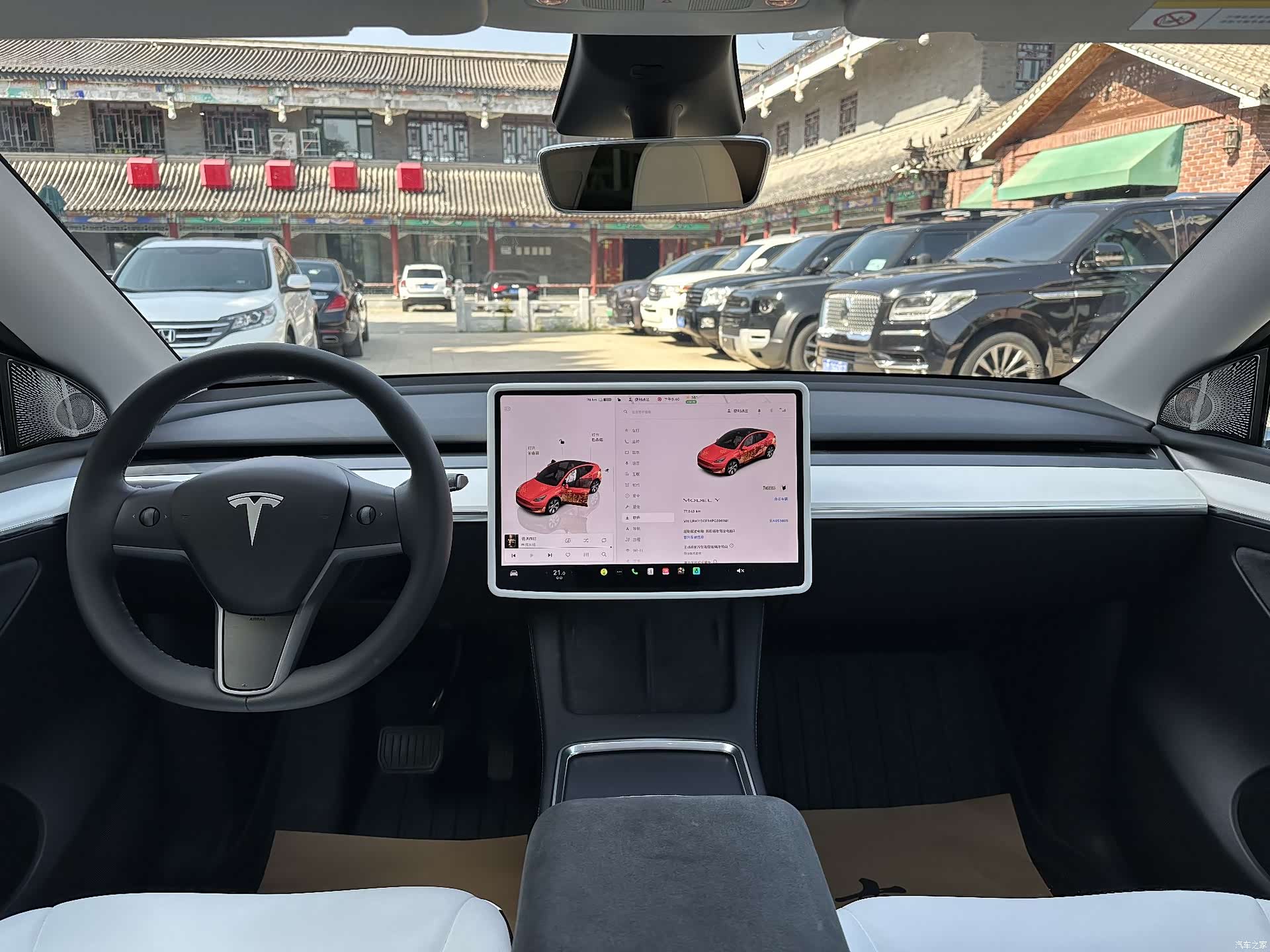 Tesla Model Y, 2023 21