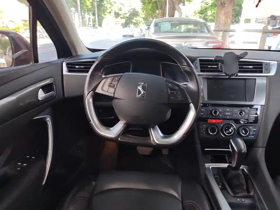 DS 6