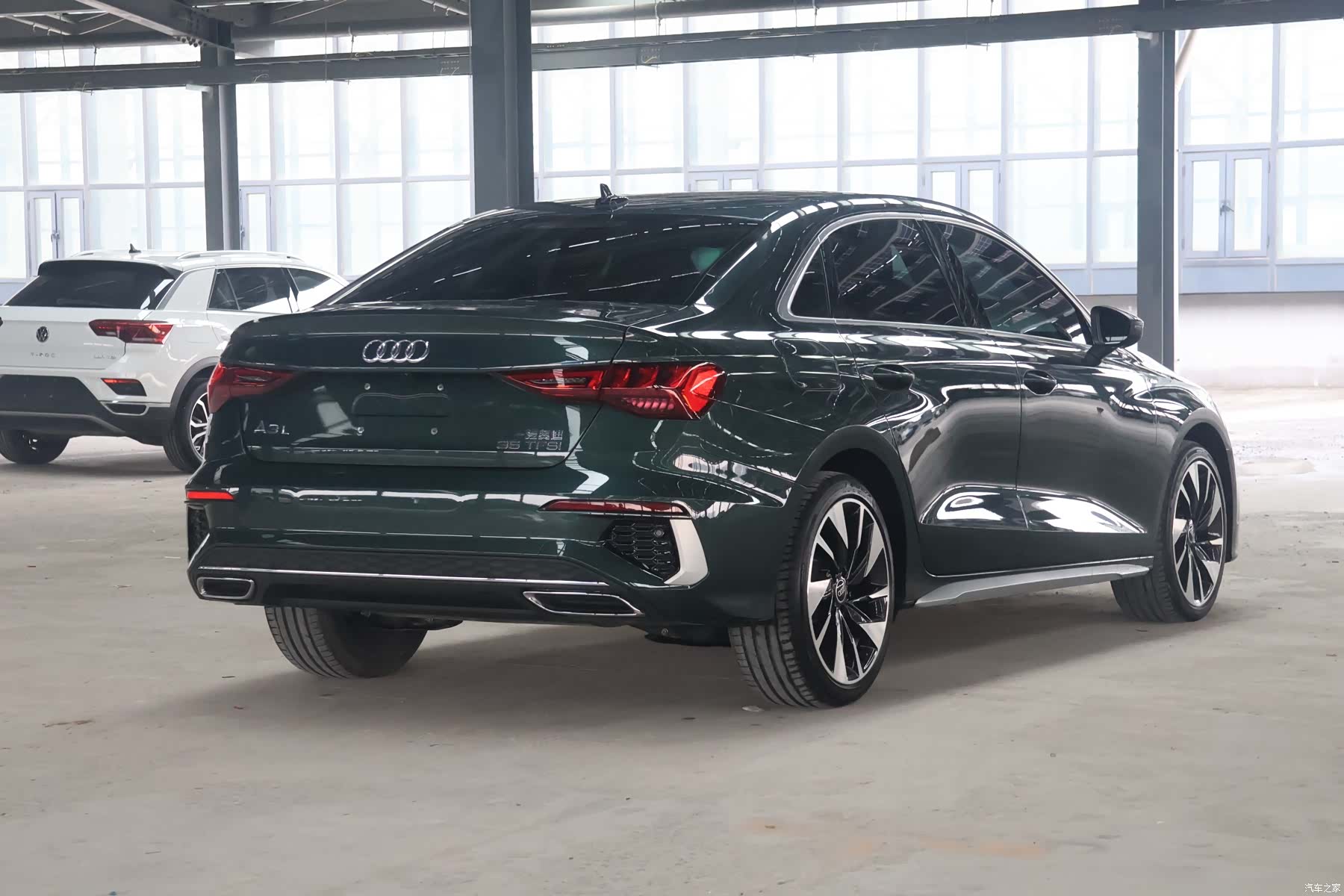 Audi A3, 2023 все фото