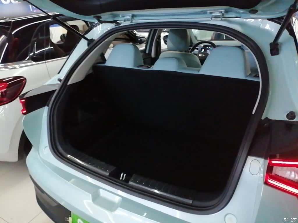 Geely E, 2024 19