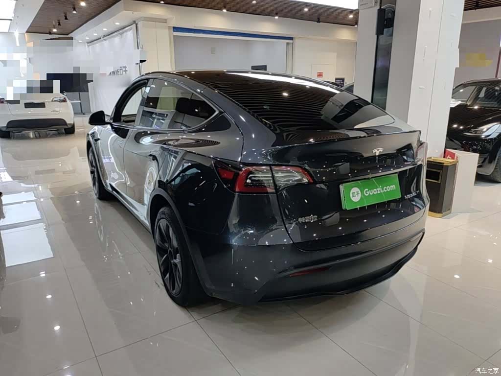 Tesla Model Y, 2024 все фото