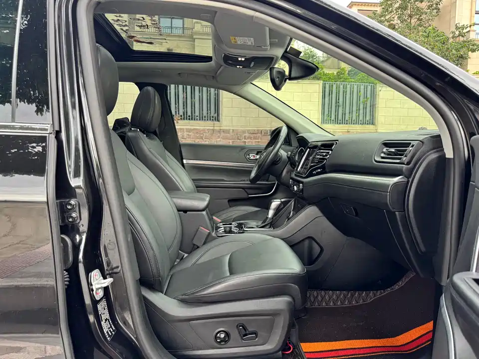 Jeep Grand Commander