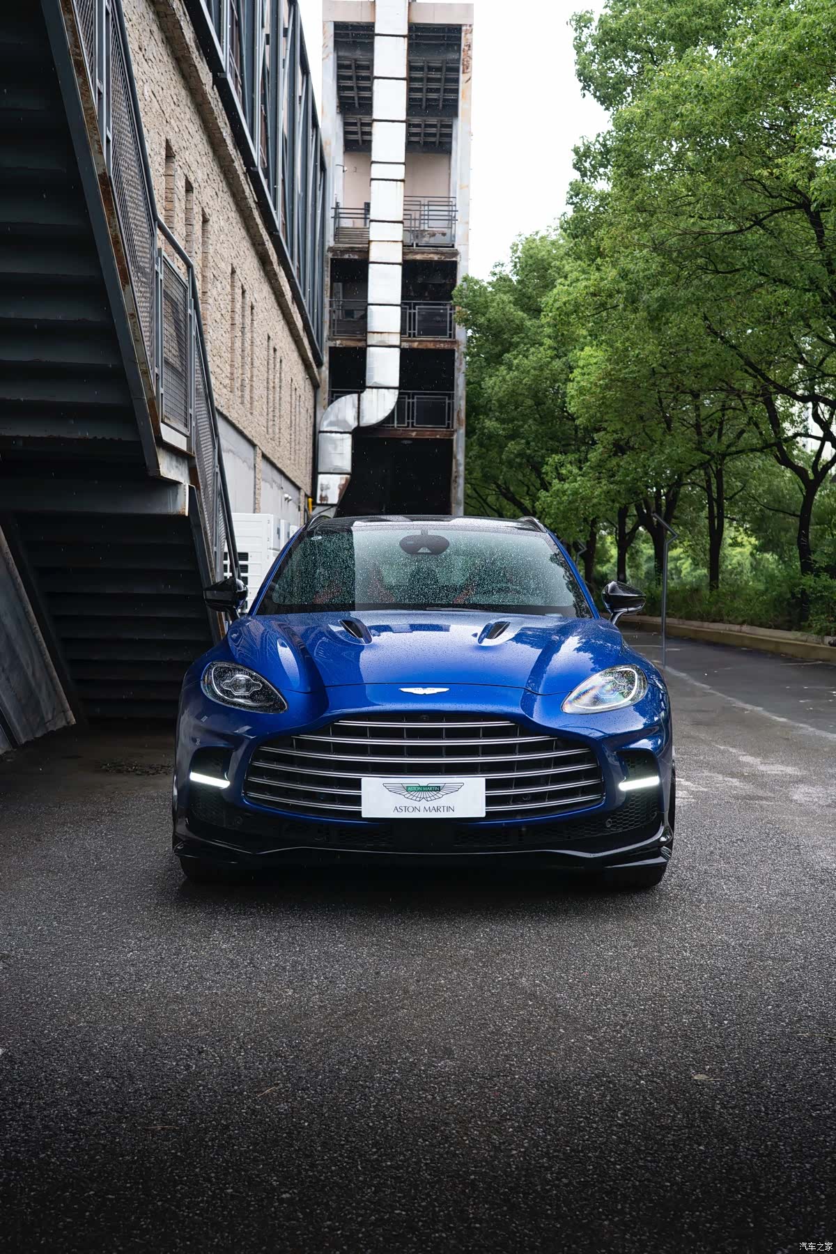 Aston Martin DBX, 2024 31