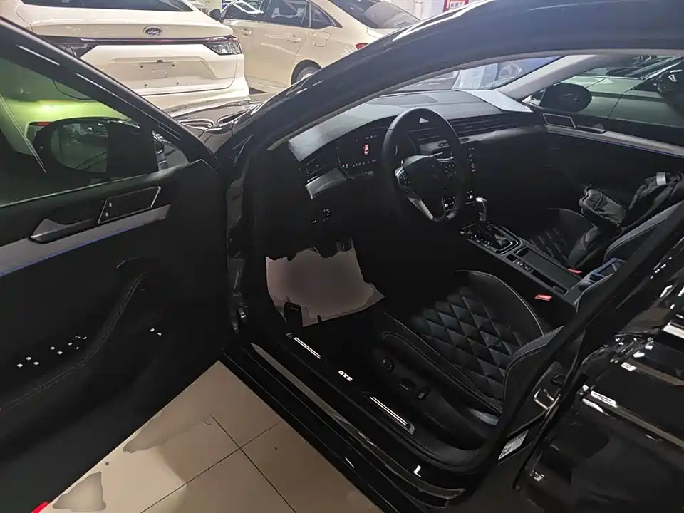 Volkswagen Magotan GTE