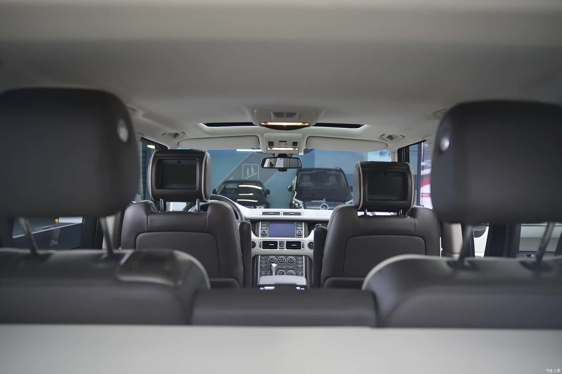 Land Rover Range Rover, 2012 16