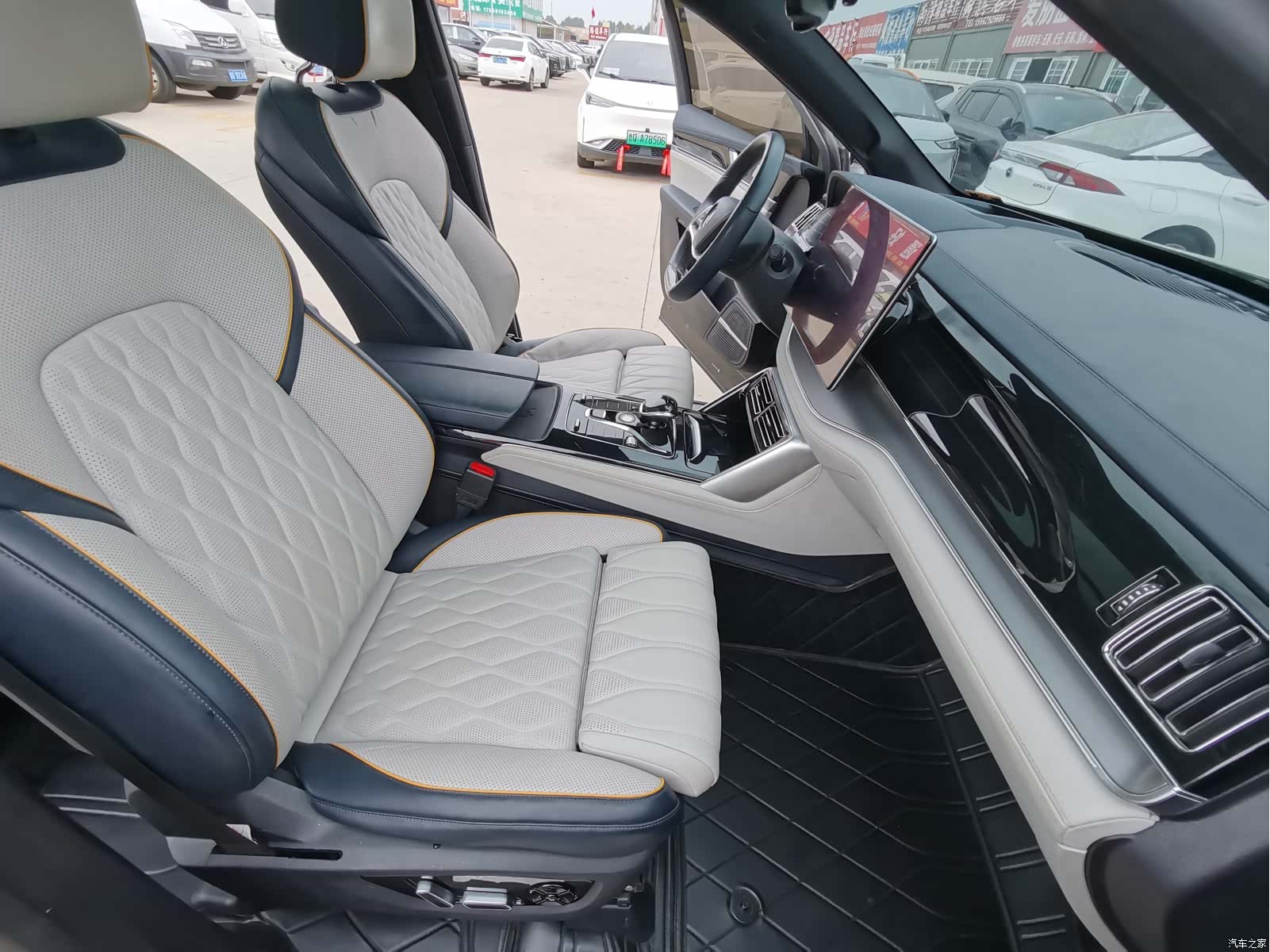 BYD Tang, 2023 12