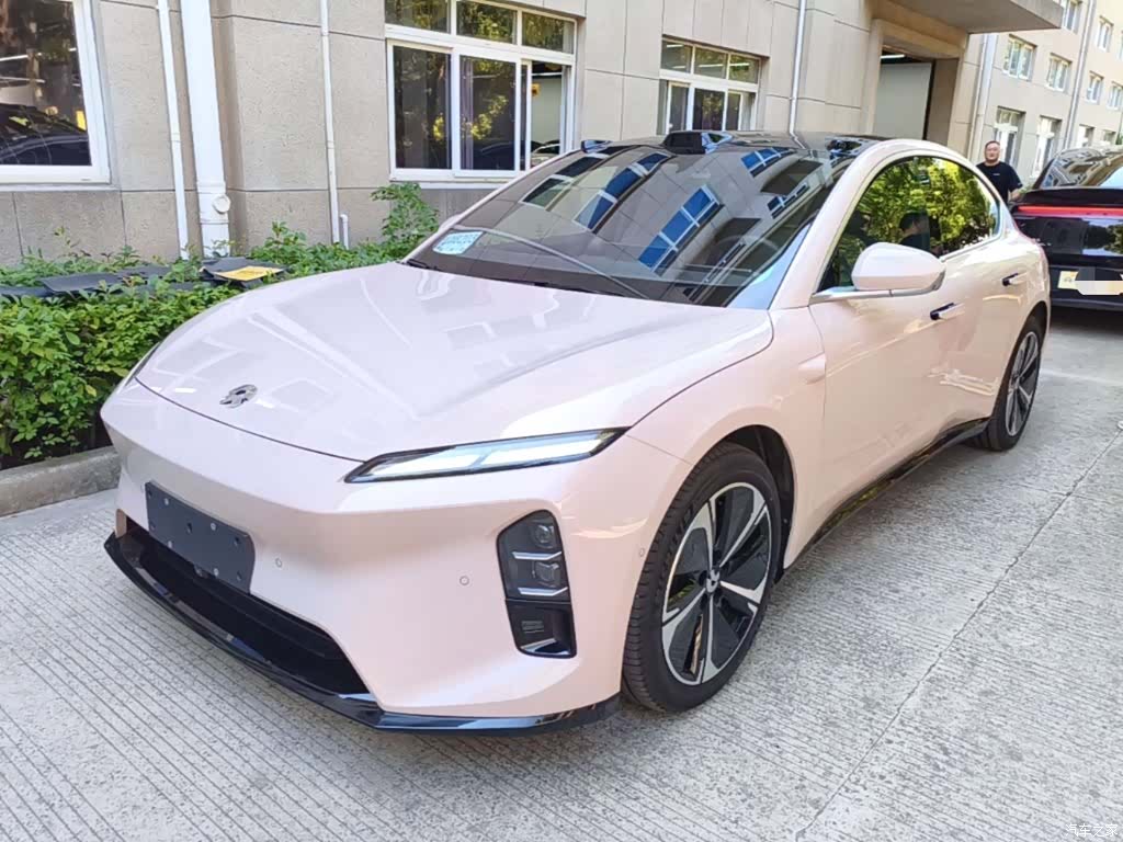 NIO ET5, 2025 1