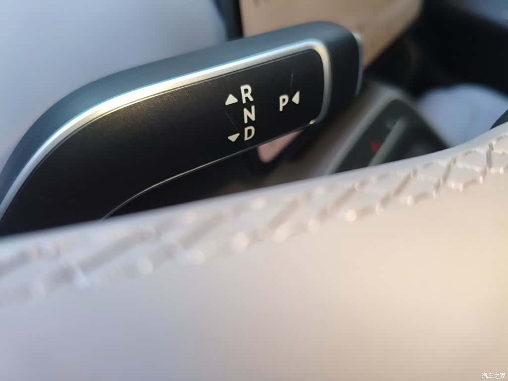 NIO ET5, 2025 10