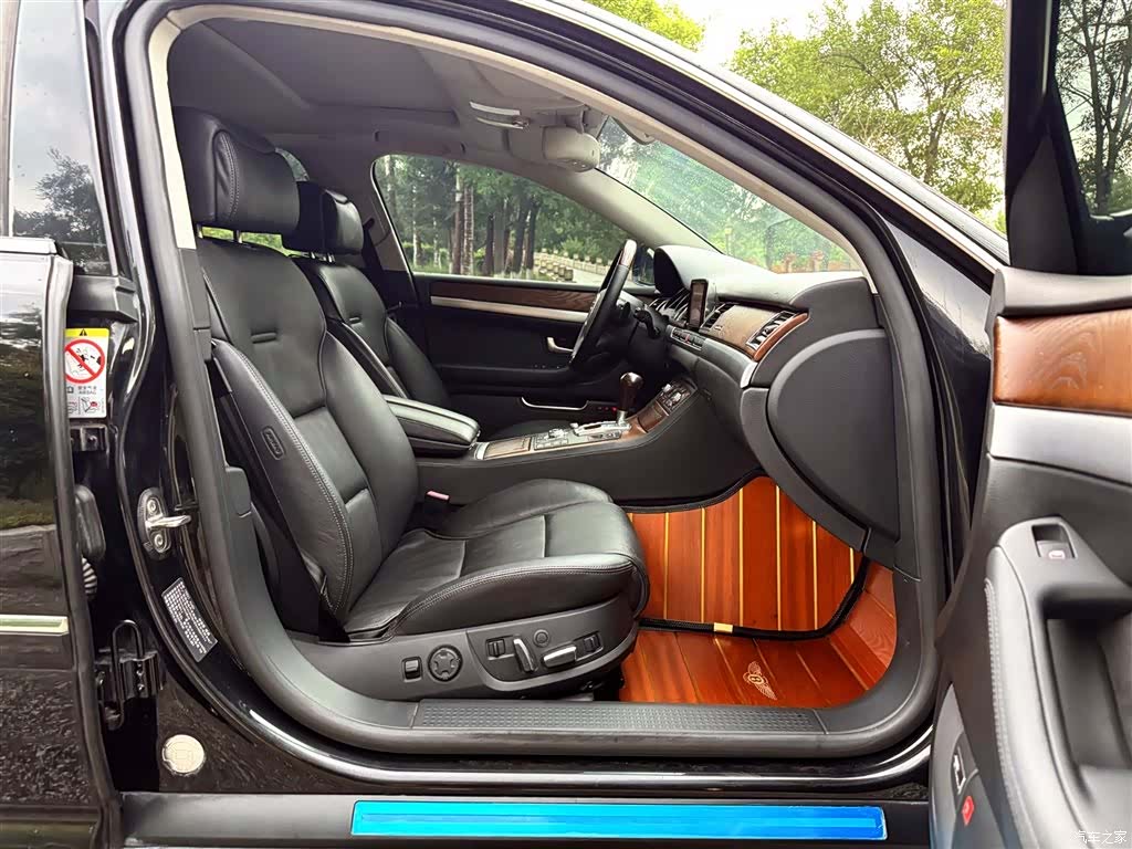 Audi TT, 2010 15