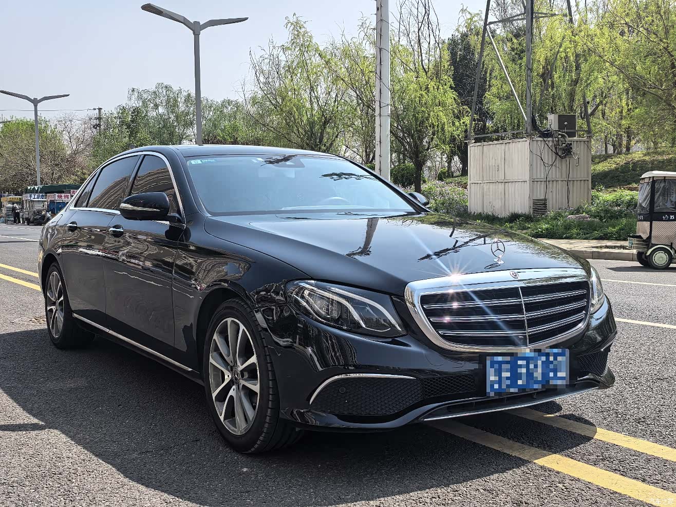 Mercedes-Benz E-Class, 2018 3