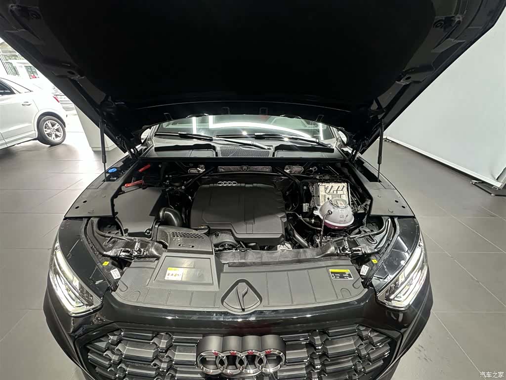 Audi Q5L, 2024 8