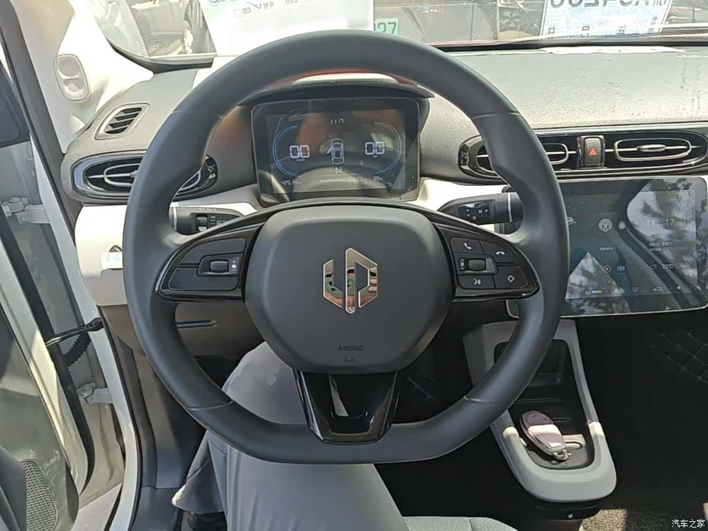 Leapmotor T03, 2022 11