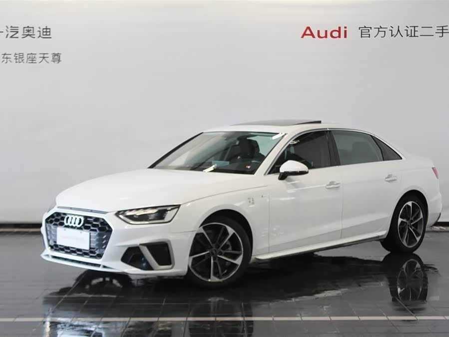 Audi A4L 2024, фото 1