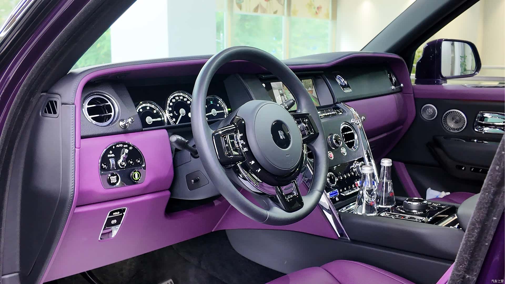 Rolls-Royce Cullinan, 2023 6