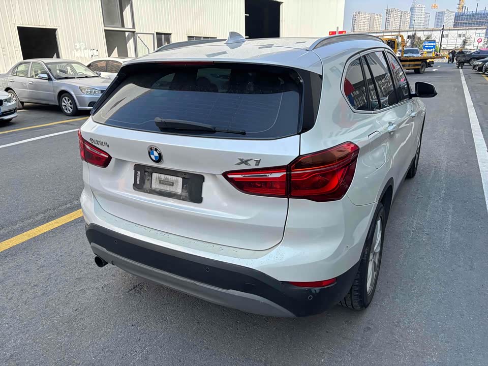 BMW X1