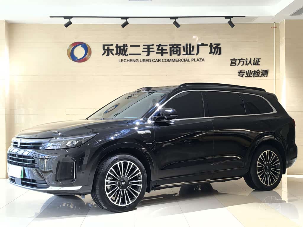 AITO M7