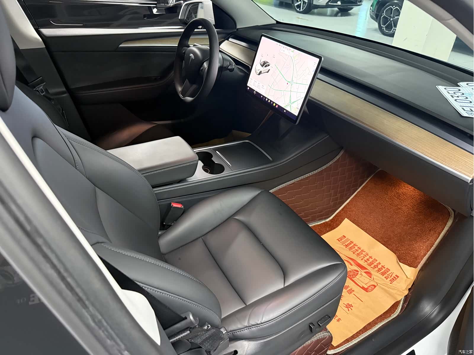 Tesla Model Y, 2021 4