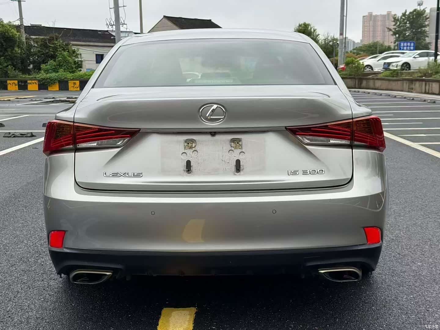 Lexus IS, 2017 6