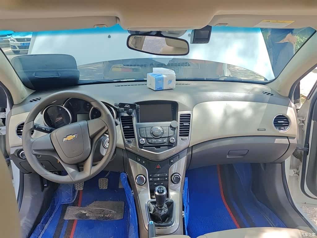 Chevrolet SE, 2016 11
