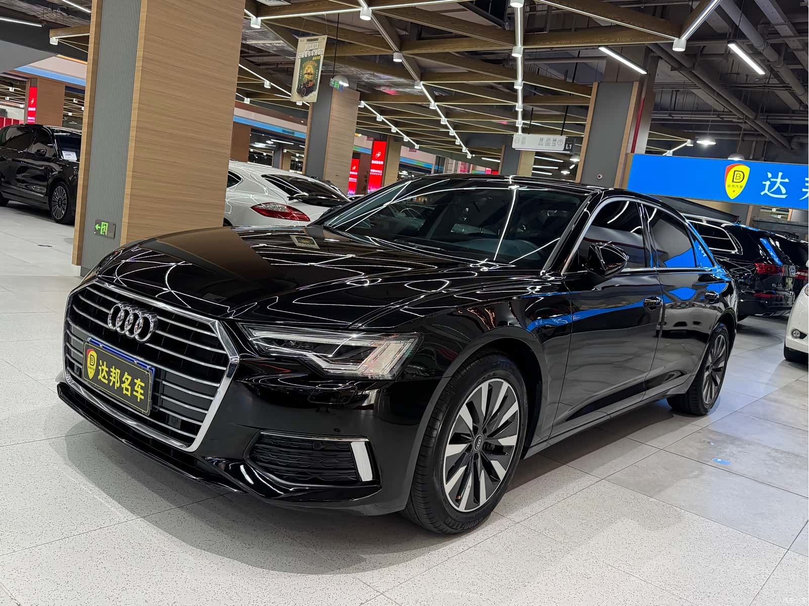 Audi A6L, 2022 1
