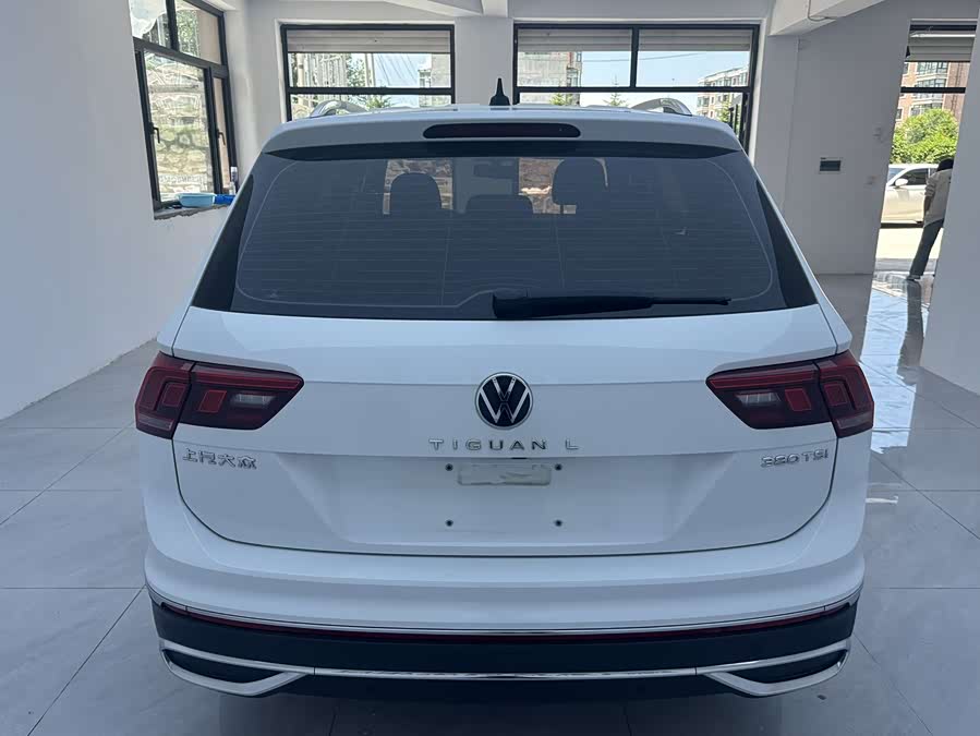 Volkswagen Tiguan L 2022, фото 6