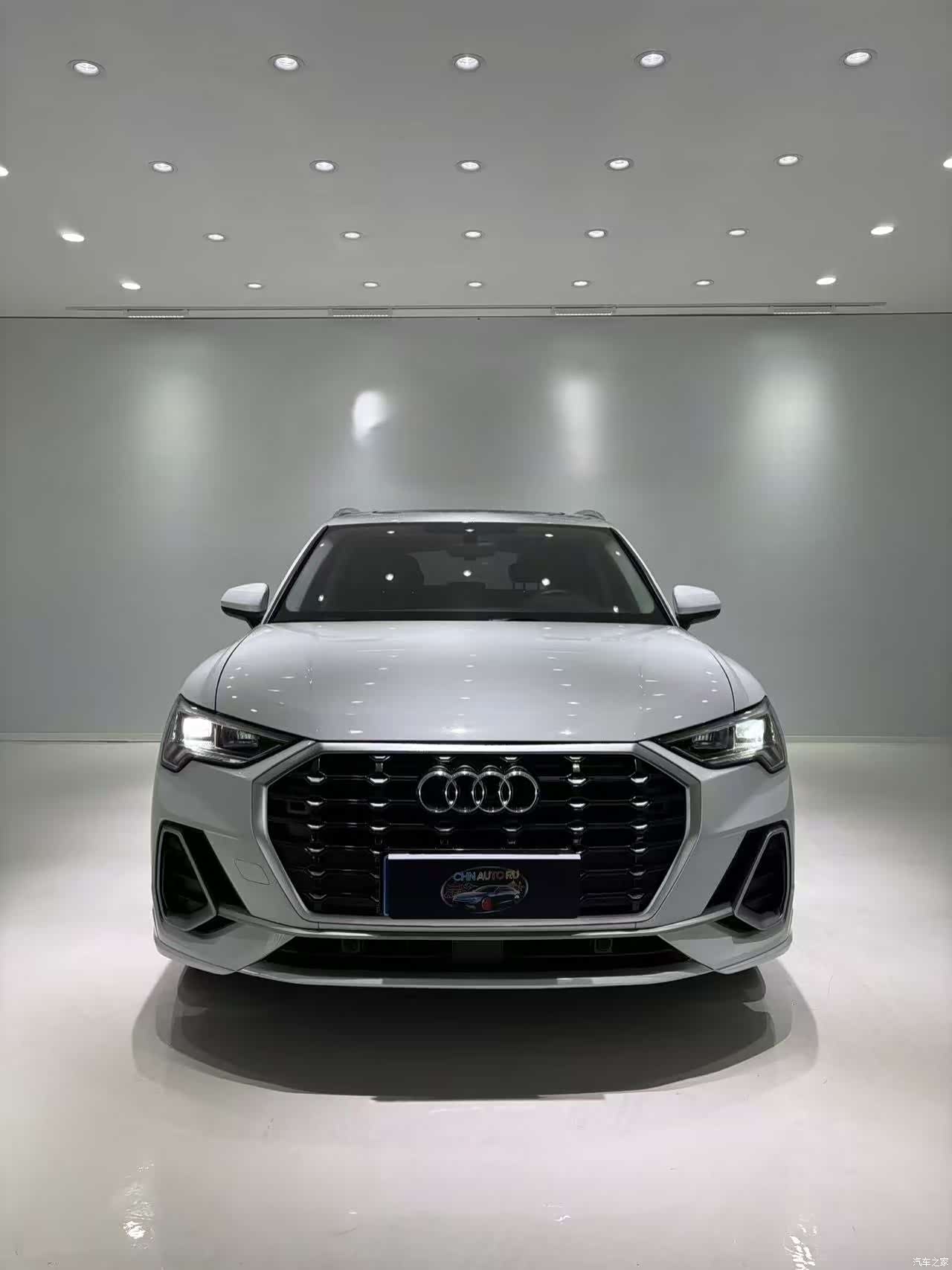 Audi Q3, 2022 2
