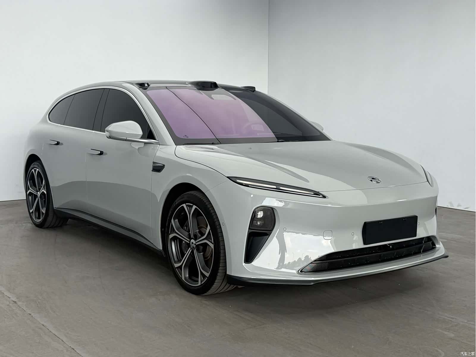 NIO ET5, 2025 3