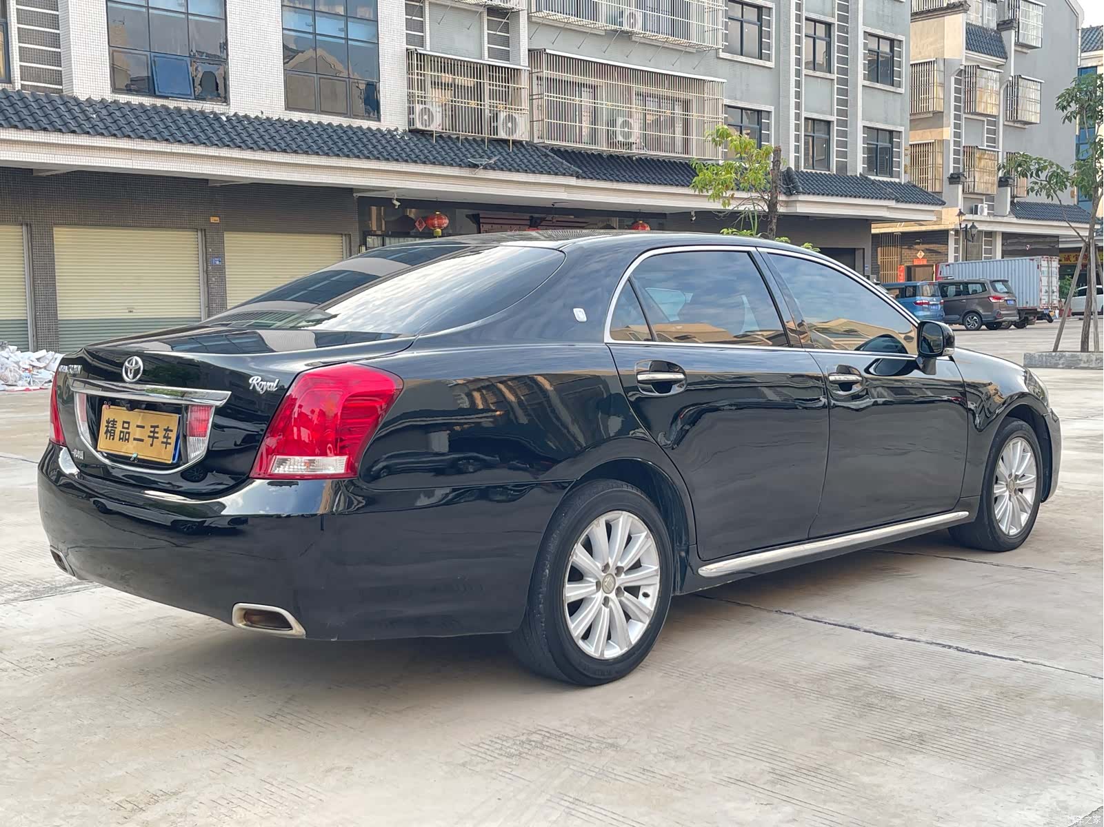 Toyota Crown, 2011 8