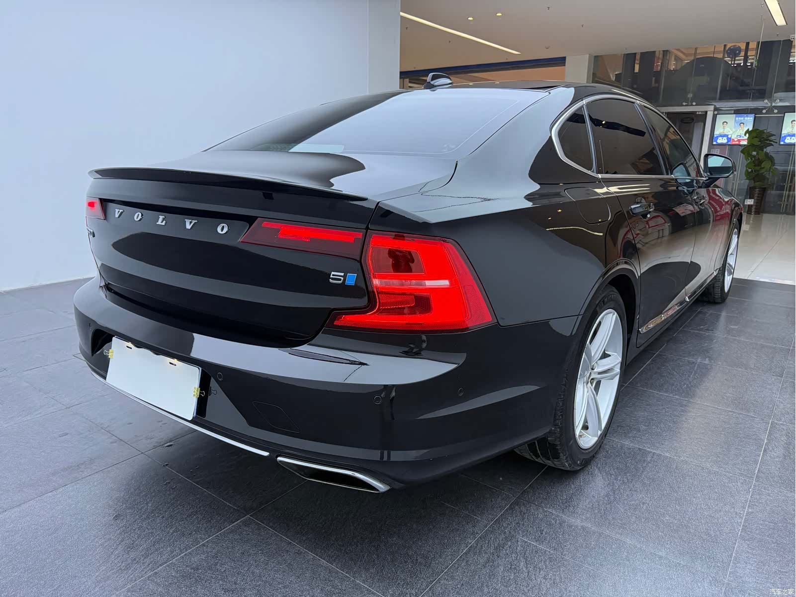 Volvo S90, 2017 9