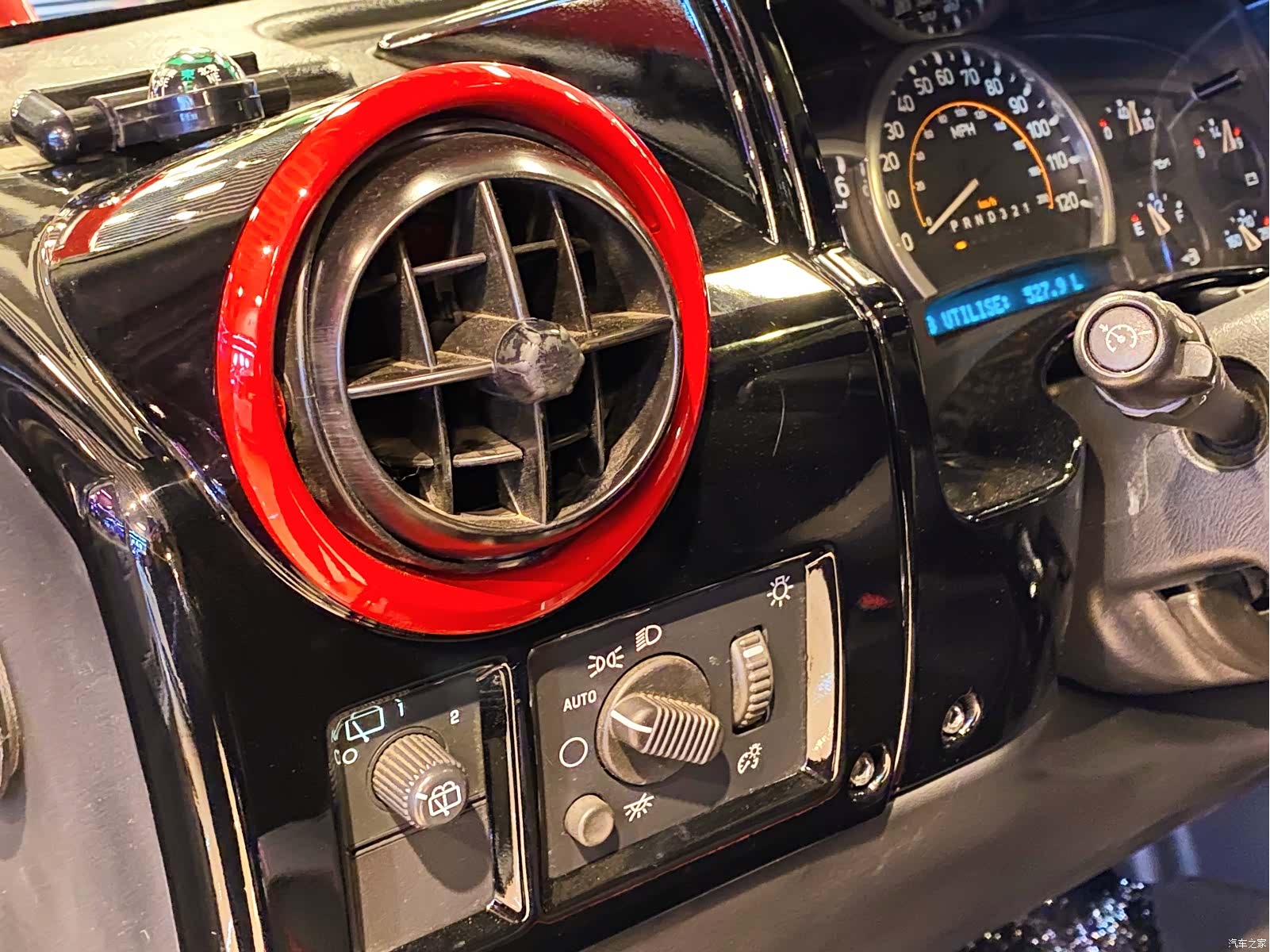 Hummer H2, 2008 14