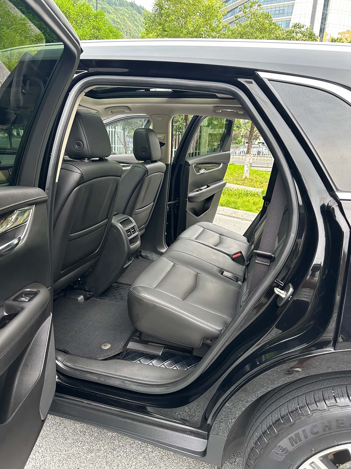 Cadillac XT5, 2017 10