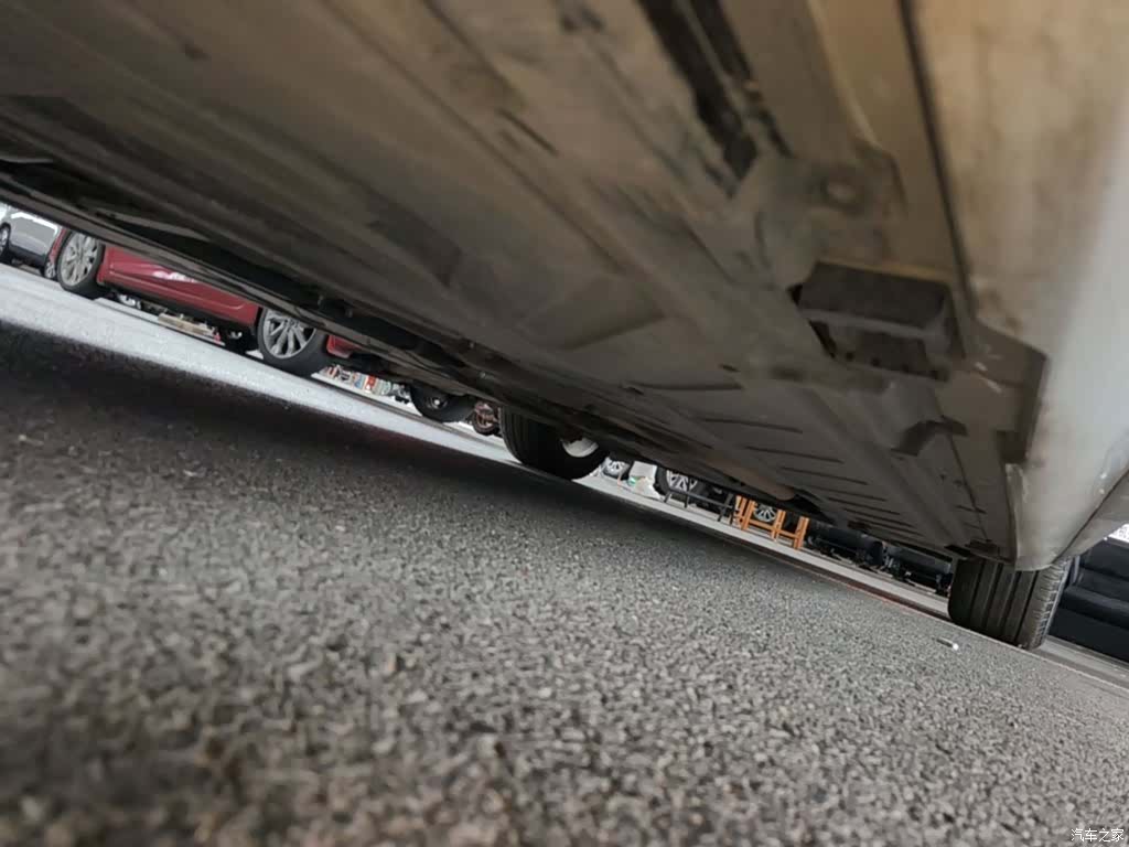Mercedes-Benz E-Class, 2019 17