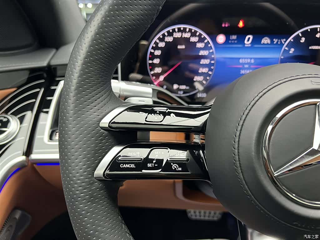 Mercedes-Benz S-Class, 2024 15